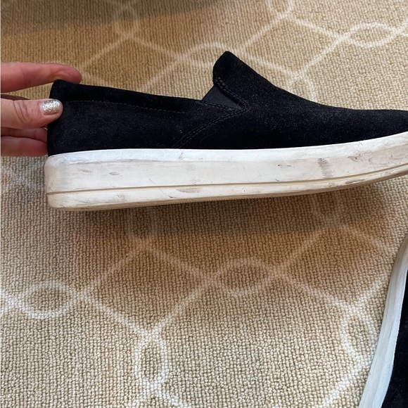 Prada shoes - Picture 2 of 5